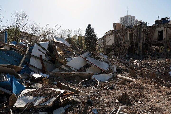 بازدید وزیر علوم از پژوهشگاه هوافضا در تهران