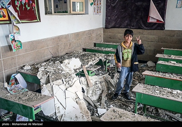 مدارس آسیب‌دیده در دوران جنگ رمضان-تهران