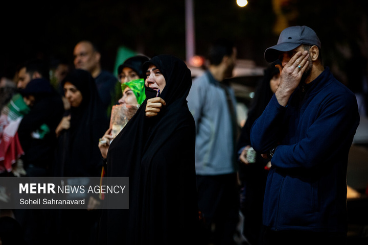 اجتماع حمایت از رزمندگان در مقابله با دشمن آمریکایی - صهیونی