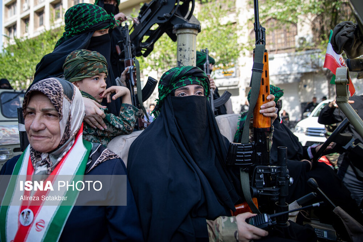 رزمایش بزرگ «دختران جان‌فدای ایران»