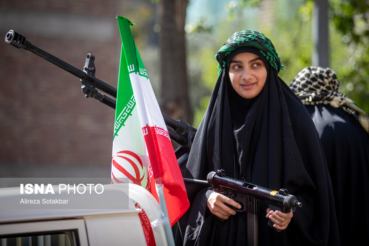 رزمایش بزرگ «دختران جان‌فدای ایران»