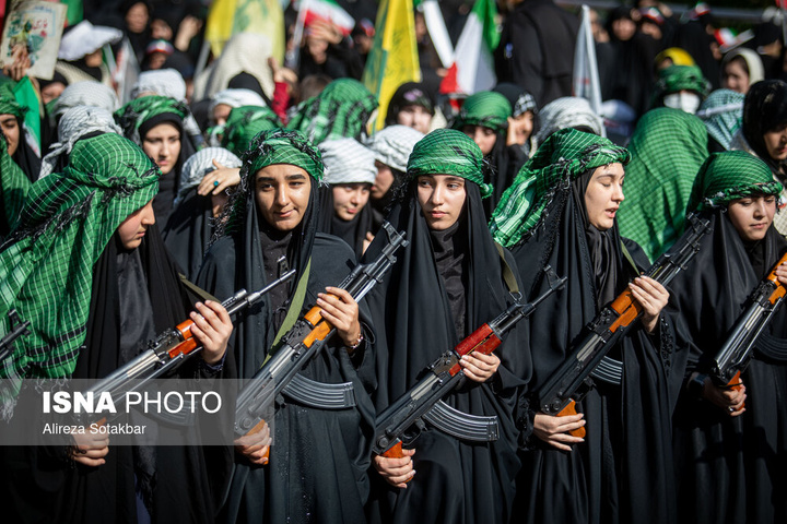 رزمایش بزرگ «دختران جان‌فدای ایران»