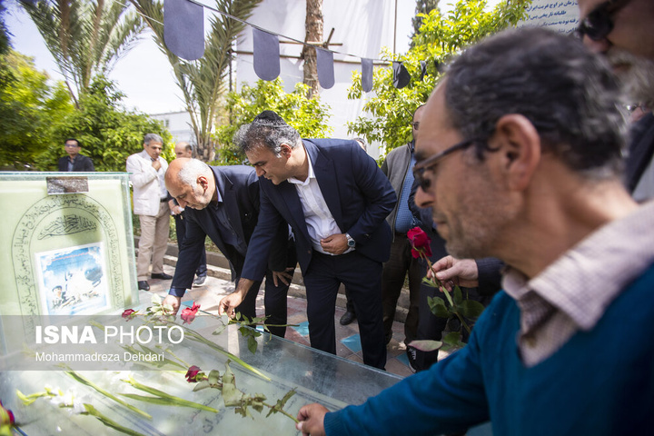 ادای احترام کلیمیان به شهدای «جنگ رمضان» - شیراز