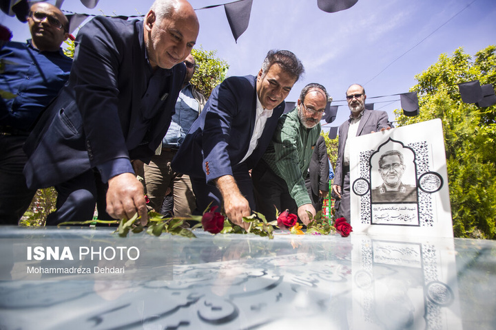 ادای احترام کلیمیان به شهدای «جنگ رمضان» - شیراز