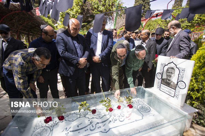 ادای احترام کلیمیان به شهدای «جنگ رمضان» - شیراز