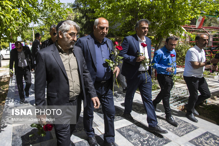 ادای احترام کلیمیان به شهدای «جنگ رمضان» - شیراز