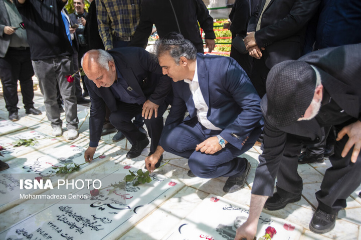 ادای احترام کلیمیان به شهدای «جنگ رمضان» - شیراز