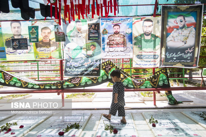 ادای احترام کلیمیان به شهدای «جنگ رمضان» - شیراز