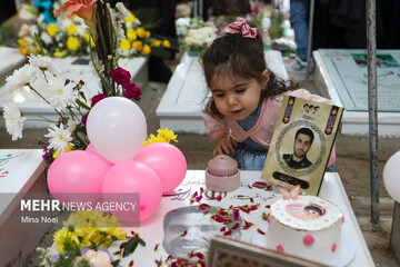 مراسم دختران آسمانی میثاق در تبریز