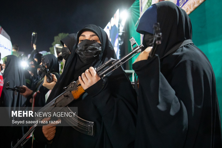 اجتماع حمایت از رزمندگان در مقابله با دشمن آمریکایی - صهیونی