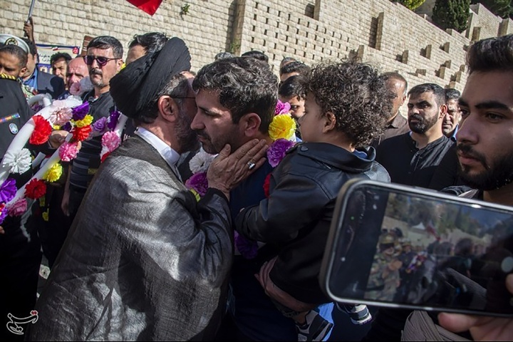 بازگشت ۹ دریادل ناو دنا به شیراز