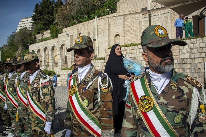 بازگشت ۹ دریادل ناو دنا به شیراز