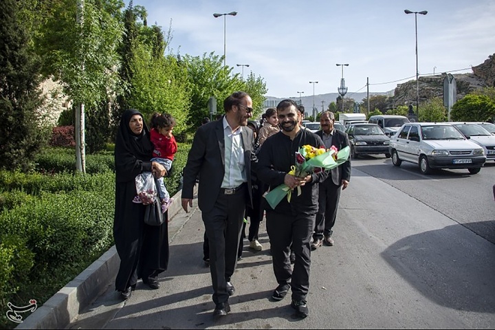 بازگشت ۹ دریادل ناو دنا به شیراز