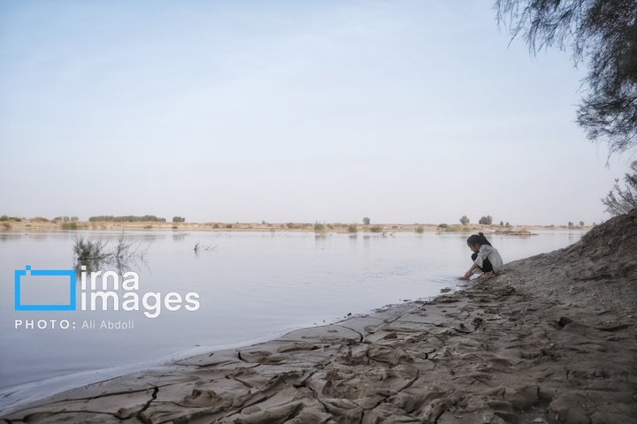 ورود آب به سیستان پس از سال‌ها خشکسالی