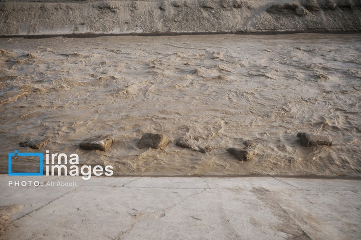 ورود آب به سیستان پس از سال‌ها خشکسالی