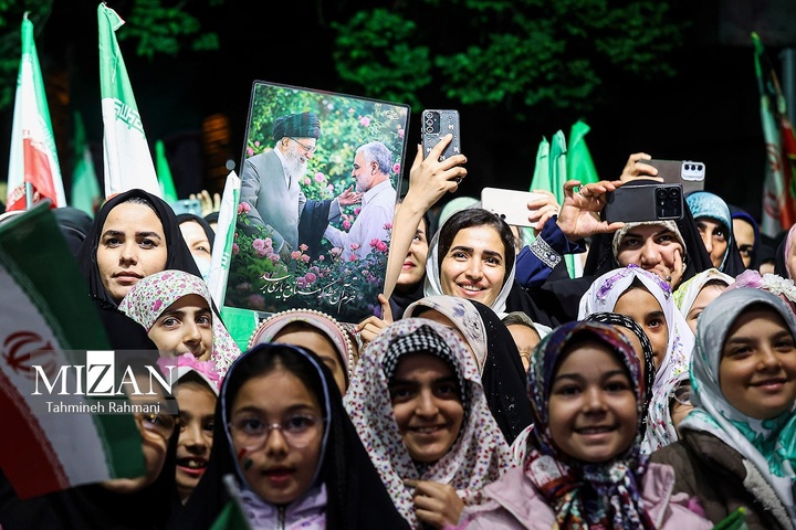 اجتماع دختران کشور دوست