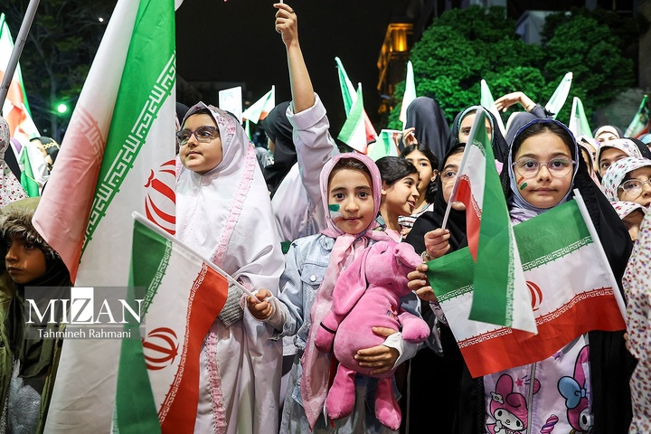 اجتماع دختران کشور دوست