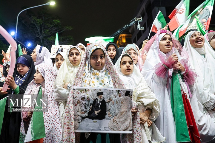 اجتماع دختران کشور دوست