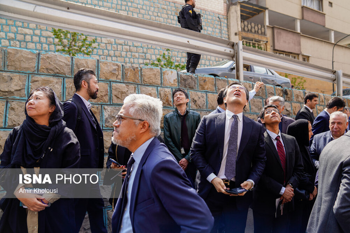 بازدید سفرا از مناطق آسیب دیده در جنگ رمضان