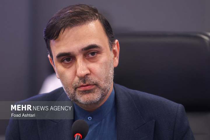 آیین تجلیل از کادر امداد و سلامت