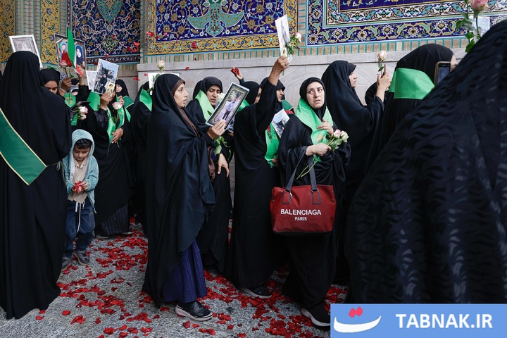 سفر خانواده شهدای میناب به حریمِ امام رئوف