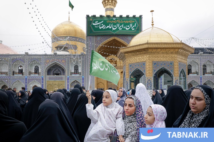 سفر خانواده شهدای میناب به حریمِ امام رئوف