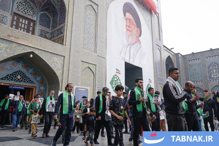 سفر خانواده شهدای میناب به حریمِ امام رئوف