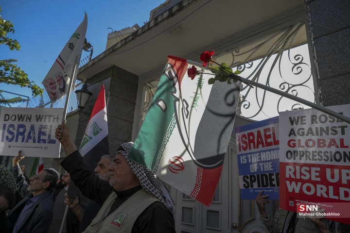 تجمعِ قدردانی از حمایت‌های مردم عراق در جنگ رمضان