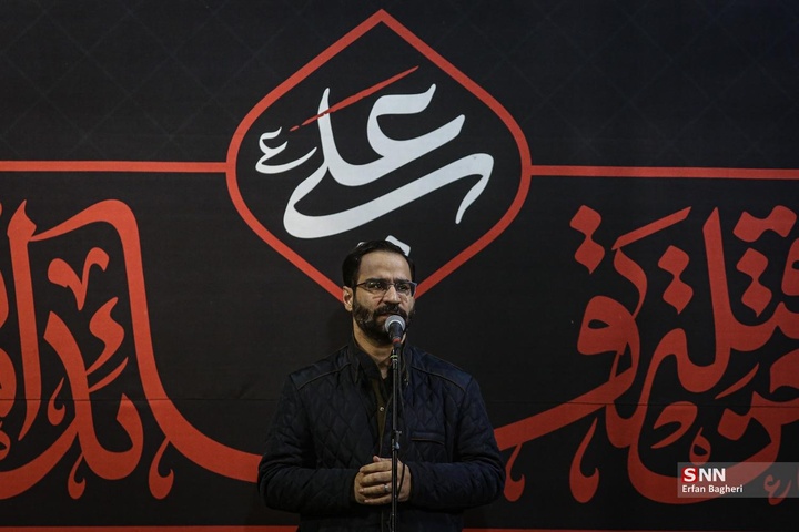 اجتماع شبانه مردم در حمایت از مدافعان وطن / میدان ونک