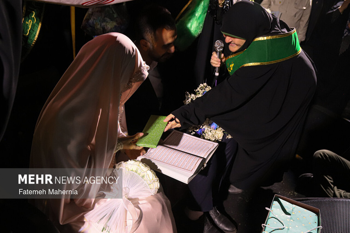 اجتماع حمایت از رزمندگان در مقابله با دشمن آمریکایی - صهیونی