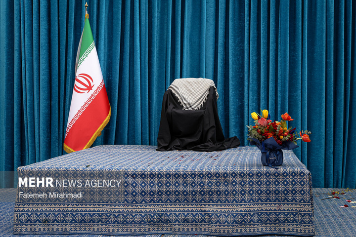 تجدید میثاق جامعه کار و تولید با رهبر شهید