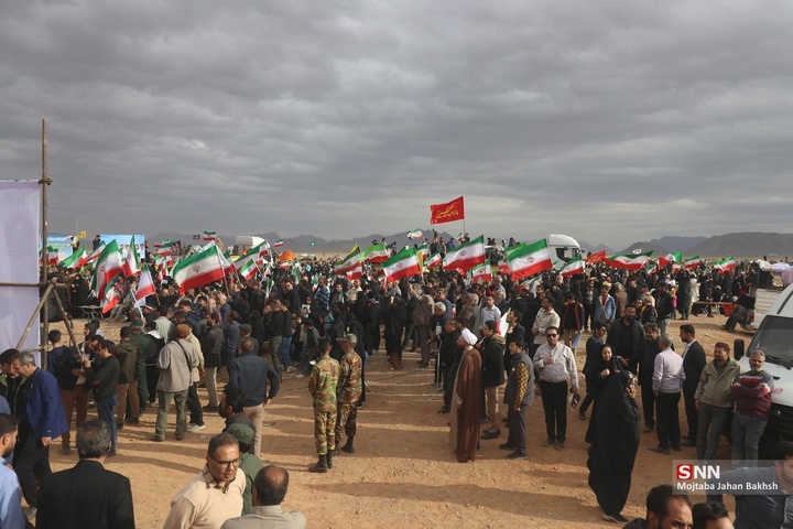 کاروان خودرویی بازدید از معجزه مهیار شهرضا