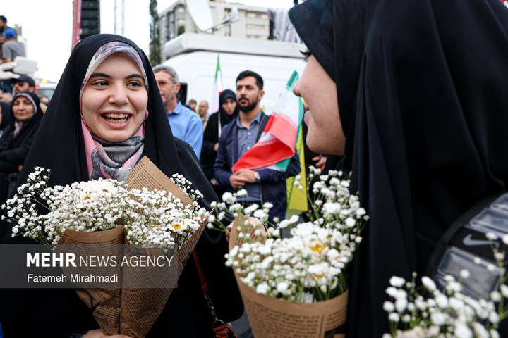 اجتماع بزرگ «ایران امام رضا علیه السلام » - ۱
