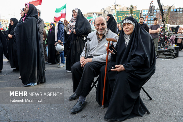 اجتماع بزرگ «ایران امام رضا علیه السلام » - ۱