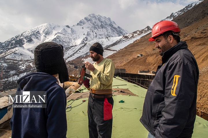 کارگران؛ مردان کار و ایستادگی