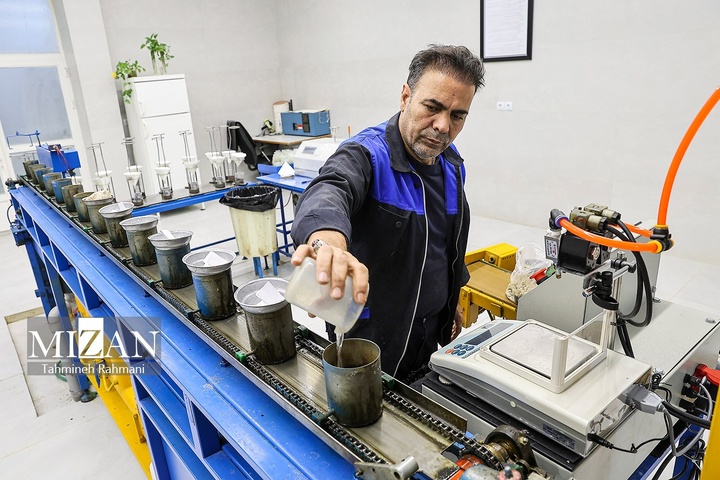 کارگران؛ مردان کار و ایستادگی