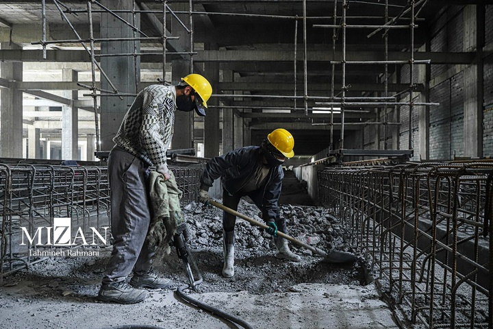 کارگران؛ مردان کار و ایستادگی