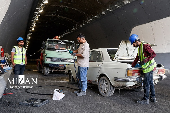 کارگران؛ مردان کار و ایستادگی