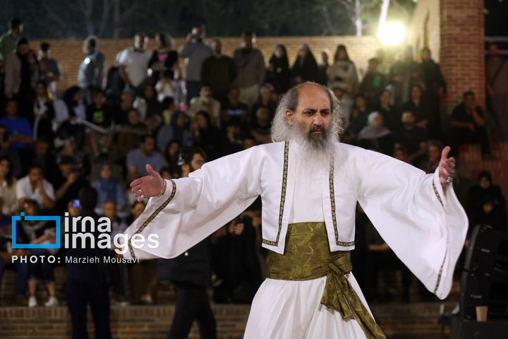 رویداد «گذر خلیج فارس» در دریاچه چیتگر