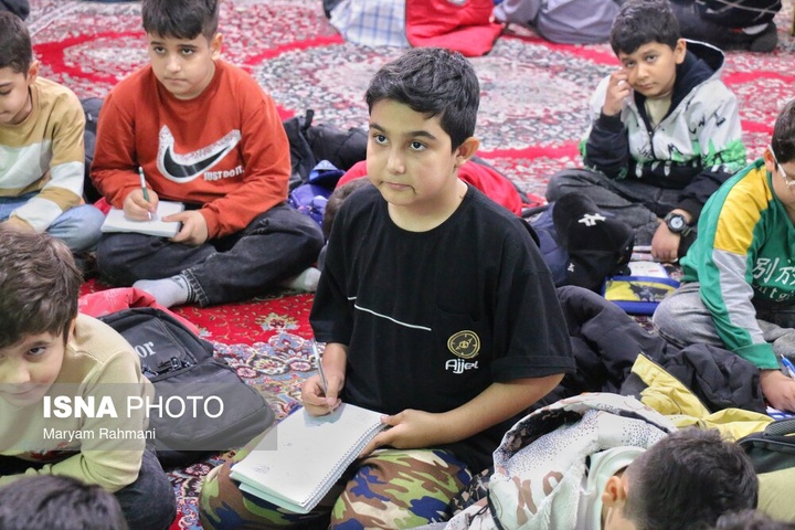 معلمان، ایثارگران شرایط جنگی