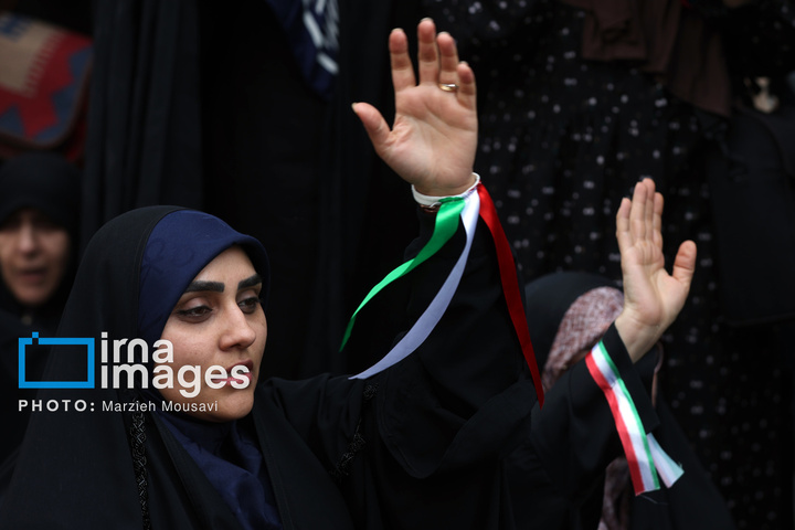 بیعت معلمان با رهبر شهید انقلاب