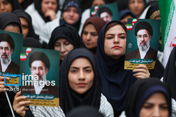 بیعت معلمان با رهبر شهید انقلاب