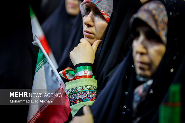 اجتماع حمایت از رزمندگان در مقابله با دشمن آمریکایی - صهیونی