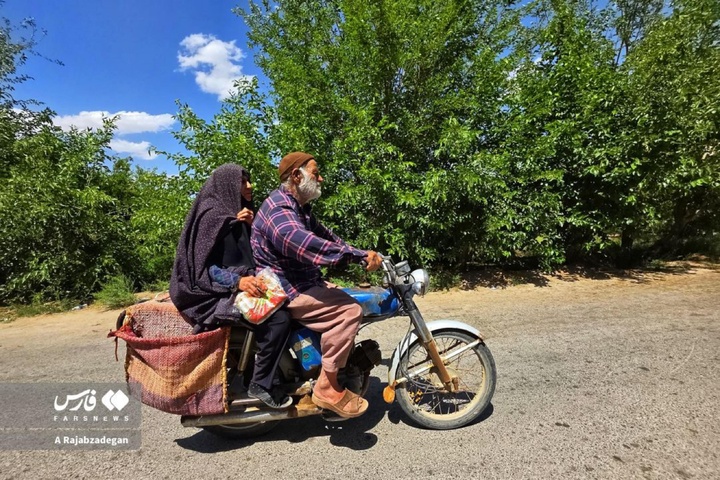 سنگر مقاومت با سوزن و نخ