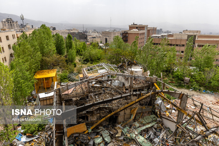 بازدید از آثار تجاوز آمریکا و رژیم صهیونیستی به دانشگاه شهید بهشتی