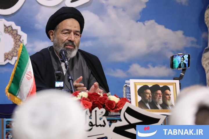 مراسم دعای کمیل در مدینه منوره