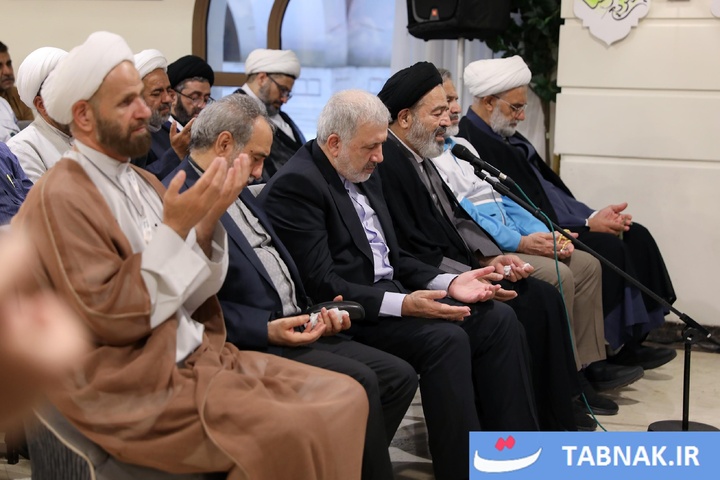 مراسم دعای کمیل در مدینه منوره