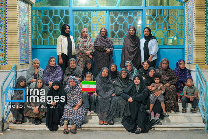 پخت غذاهای سنتی برای تجمعات شبانه