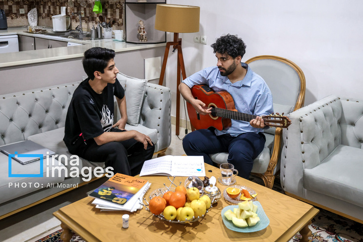 مدرسه‌ای در میان کوهستان