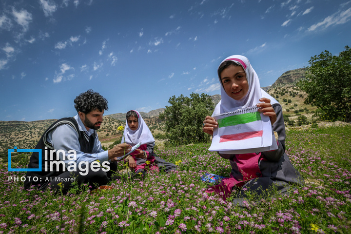 مدرسه‌ای در میان کوهستان